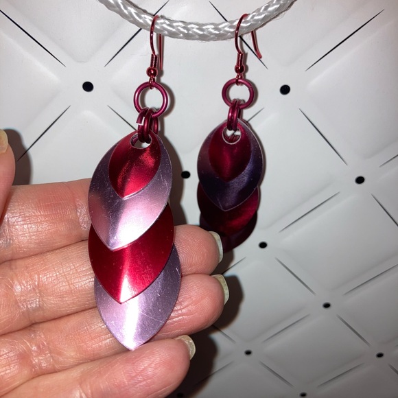 Earrings - Picture 2 of 3